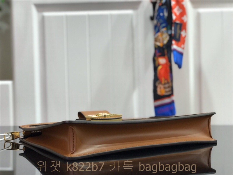 b92a63af7813fd259d7cbad1db7b8489_1578468380_1566.jpg