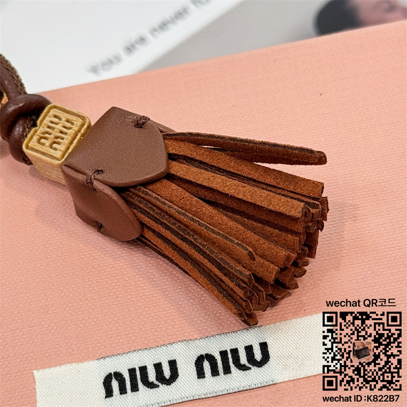 b1a2e988acb3f6abfd80450aadb5ffe3_1760462967_1461.jpg
