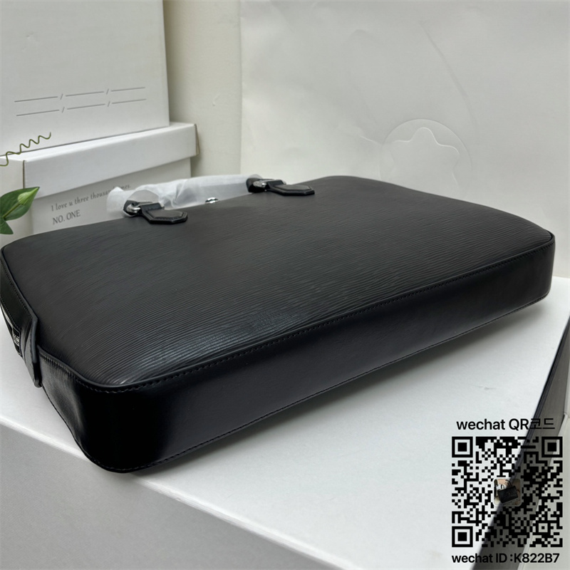 ddcb1c62f6a1ae52ba398aa87dc14dfd_1759739484_0758.jpg