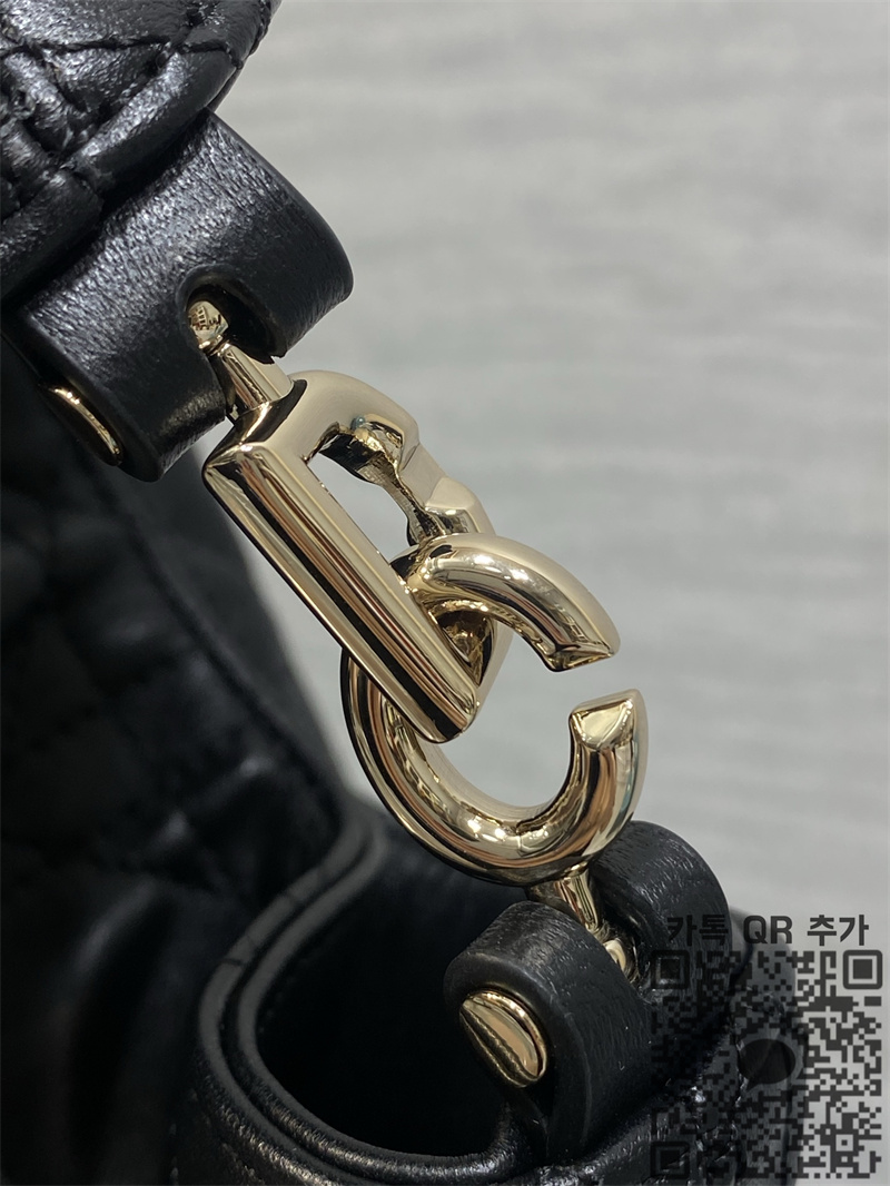 c937a2612ab9ec26fe32b65656ca108b_1786125131_9162.jpg
