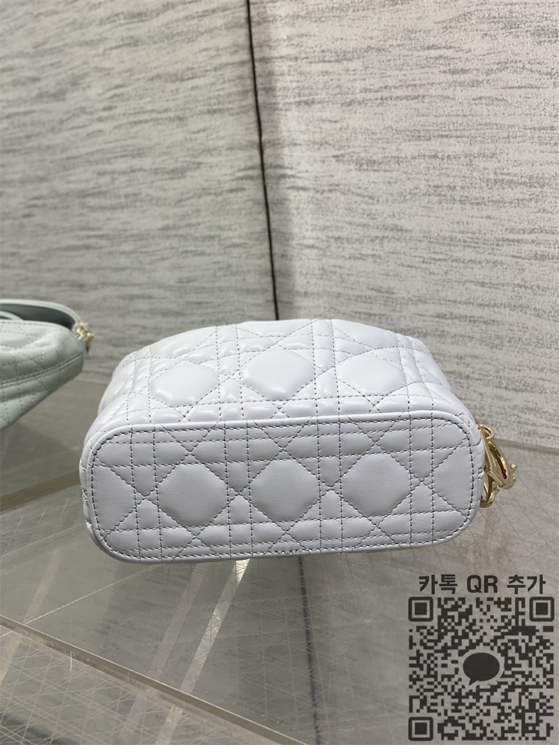 c937a2612ab9ec26fe32b65656ca108b_1786125295_9453.jpg