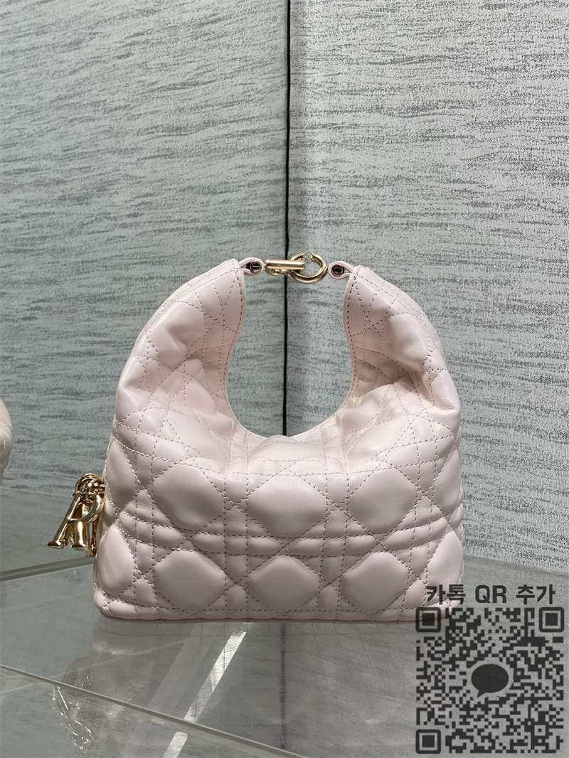c937a2612ab9ec26fe32b65656ca108b_1786125355_0506.jpg