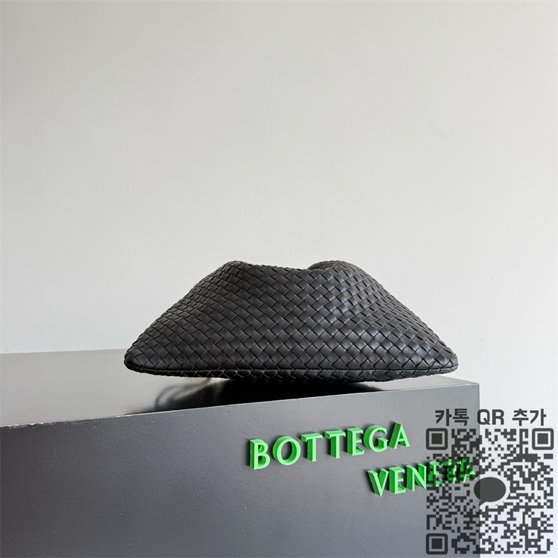 ff255c6635aa5fb3b4476f80396f3c29_1786644426_9223.jpg