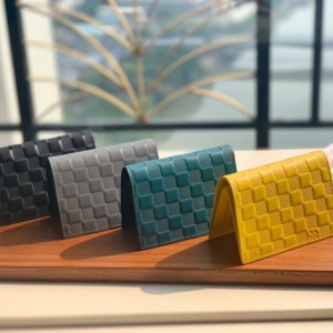 루이비통 Louis Vuitton 여권지갑  N60181