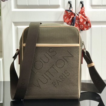 루이비통 Louis Vuitton 메신저백 M93223