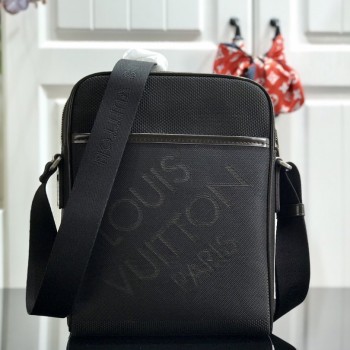루이비통 Louis Vuitton 메신저백 M93223