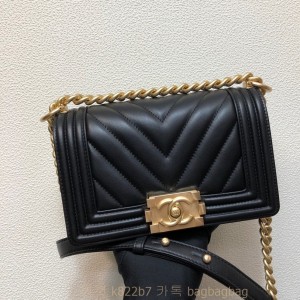 샤넬 CHANEL 캐비어 보이백 Leboy 20CM