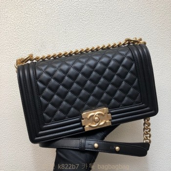 샤넬 CHANEL 캐비어 보이백 Leboy 25CM