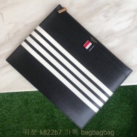 톰브라운 THOM BROWNE 클러치백 미디움