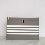 톰브라운 THOM BROWNE 클러치백 스몰