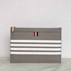 톰브라운 THOM BROWNE 클러치백 스몰