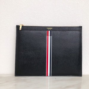 톰브라운 THOM BROWNE 클러치백 미디움