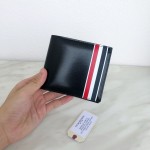 톰브라운 THOM BROWNE 지갑