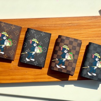 루이비통 Louis Vuitton 여권지갑 M64411