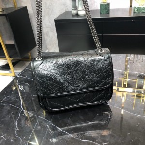 입생로랑 YSL 533037  22CM 니키 베이비 램스킨 숄더백 니키가방