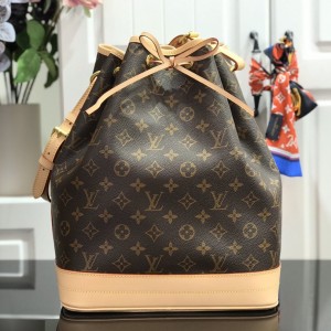 루이비통 Louis Vuitton  노에 모노그램 숄더백  M42224