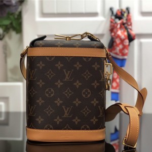 루이비통 Louis Vuitton 크로스백 M61111