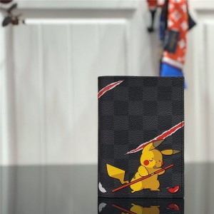 루이비통 Louis Vuitton 여권지갑 M64411