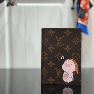 루이비통 Louis Vuitton 여권지갑 M64411