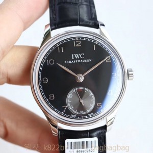 샤프하우젠 IWC