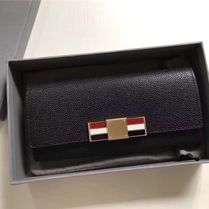 톰브라운 THOM BROWNE 장지갑
