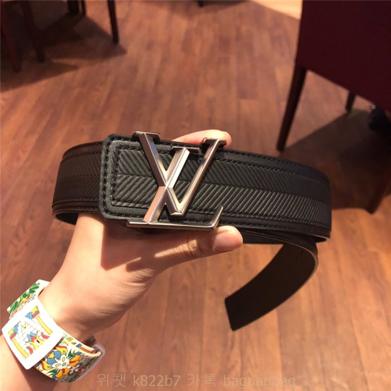 루이비통 LV M9911S  벨트  4.0cm