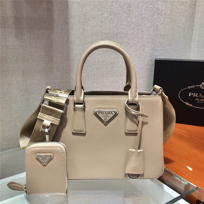 프라다 PRADA 사피아노 럭스 미니 가죽 토트백 1BA296