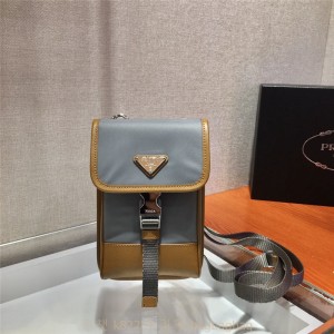 프라다 PRADA 나일론 폰홀더백 2ZH109