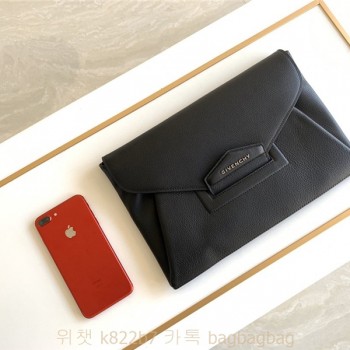 지방시 GIVENCHY 클러치백