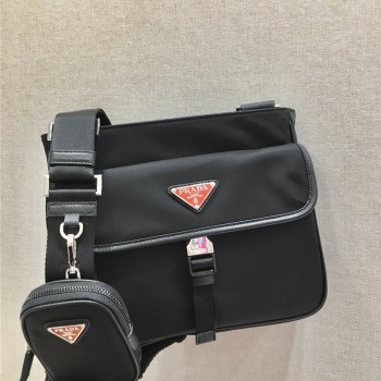 프라다 PRADA 남성 남자 2VH110 삼각로고 나일론 메신저백