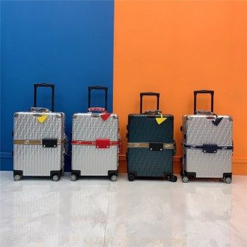 Fendi  X   Rimowa  캐리어