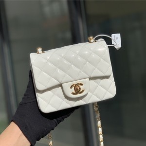 샤넬 CHANEL 클래식백 캐비어 램스킨 금장 은장 17cm