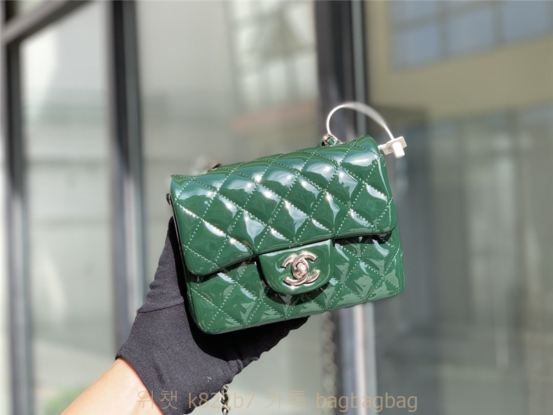 샤넬 CHANEL 클래식백 캐비어 램스킨 금장 은장 17cm