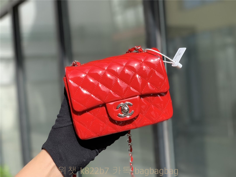 샤넬 CHANEL 클래식백 캐비어 램스킨 금장 은장 17cm