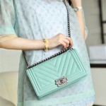 샤넬 CHANEL 캐비어 보이백 Leboy 25CM