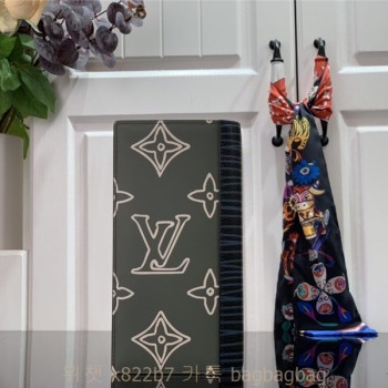 루이비통 Louis Vuitton M69700 장지갑