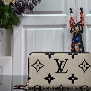 루이비통 Louis Vuitton  M69698 장지갑