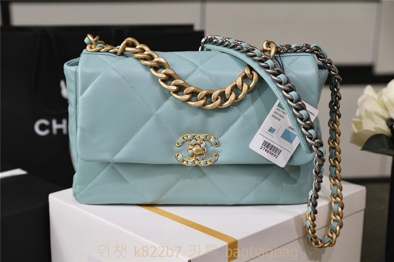 샤넬 CHANEL 19플랩백 30cm 미디움 숄더백 AS1162 B02875