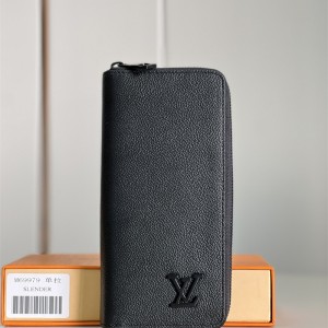 루이비통 Louis Vuitton 지퍼 장지갑 M69979