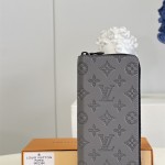 루이비통 Louis Vuitton 지퍼 장지갑 M81384