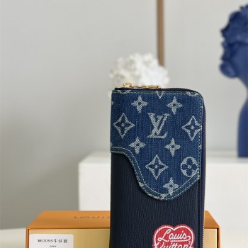 루이비통 Louis Vuitton 지퍼 장지갑 M63095