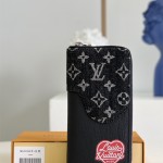 루이비통 Louis Vuitton 지퍼 장지갑 M63095