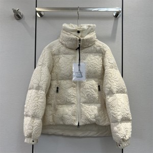 몽클레어 MONCLER 패딩 여성용