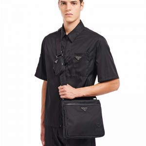 프라다 PRADA 남성 남자 2VH118 삼각로고 크로스백 나일론