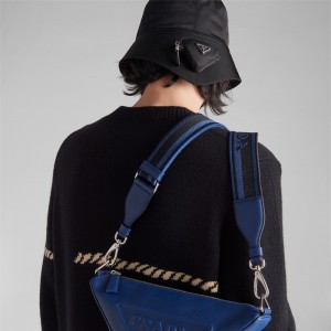 프라다 PRADA 남성 남자 2VH155 트라이앵글 로고 숄더 크로스백