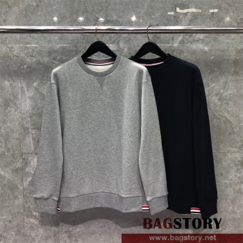 톰브라운 THOM BROWNE 맨투맨 남여공용 