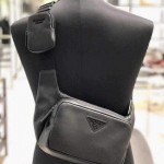 프라다 PRADA 남성 남자 2VH127 남성 크로스백