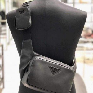 프라다 PRADA 남성 남자 2VH127 남성 크로스백