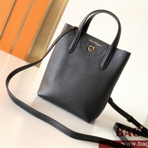 살바토레페라가모 페라가모 22FW 시다르 간치니 미니백 220024 0755173