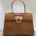 페레가모 켈리백 탑핸들 라지